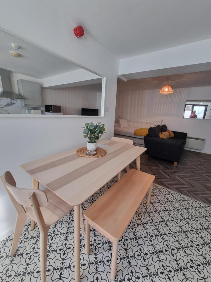 Zucchini Hotel ترورو المظهر الخارجي الصورة